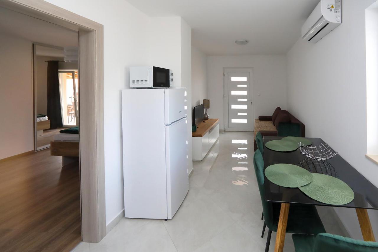 Alfonso Apartment